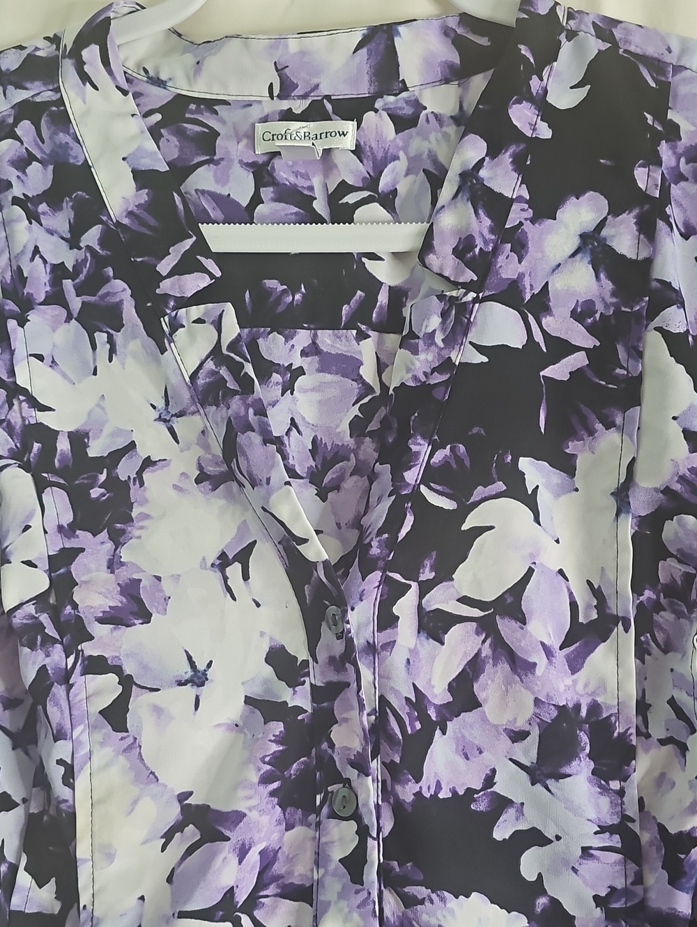 croft & barrow Purple and White Floral Button-Front Women's Top - Picture 2 of 7